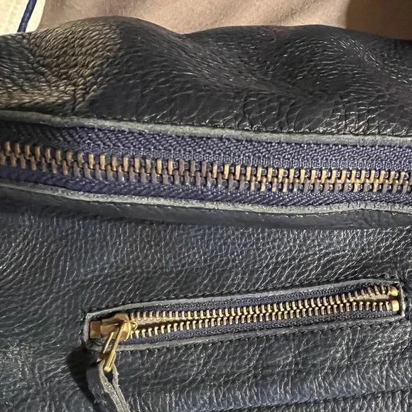 Navy Blue Roots Purse - Picture 10 of 12